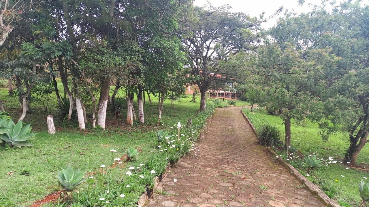 Sitio Azeite Com Pimenta Villa Итабирито Екстериор снимка